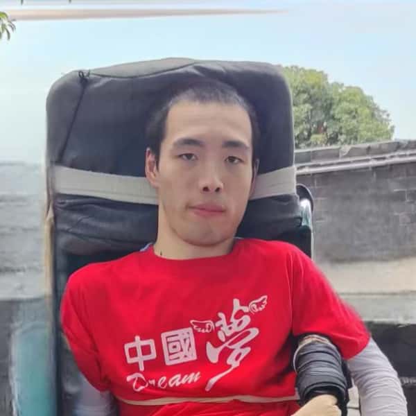 湖南30岁单身帅哥真诚找对象-咸阳征婚相亲网