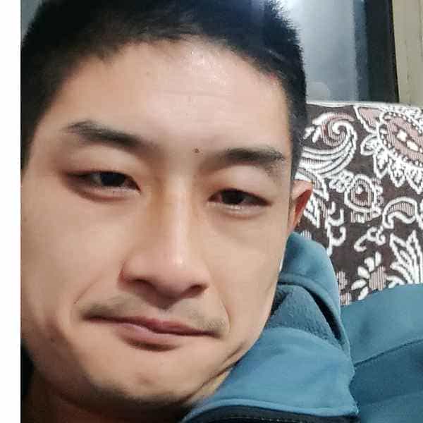 32岁岁湖北单身帅哥 - 咸阳吉缘网