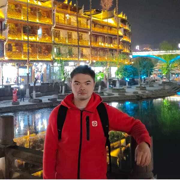 39岁岁广东单身帅哥 - 咸阳吉缘网